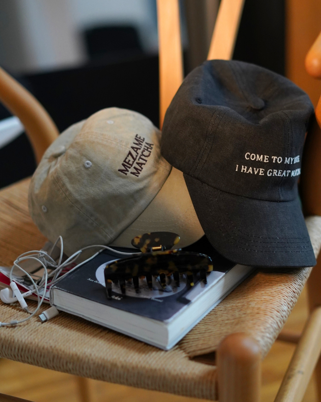 LOGO CAP — SAND